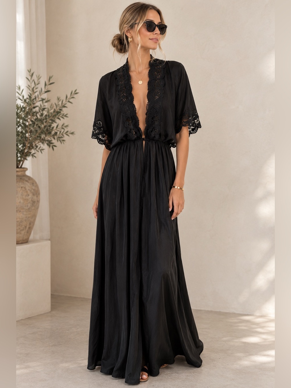 Vintage Paramount New York Black Lace Trim Full Length Robe Duster One size